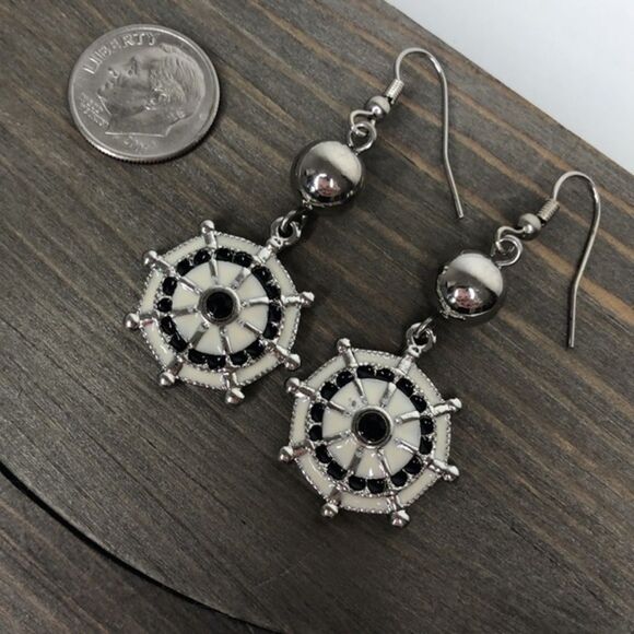 Nautical fishhook earrings in silver, navy and white - Picture 1 of 3